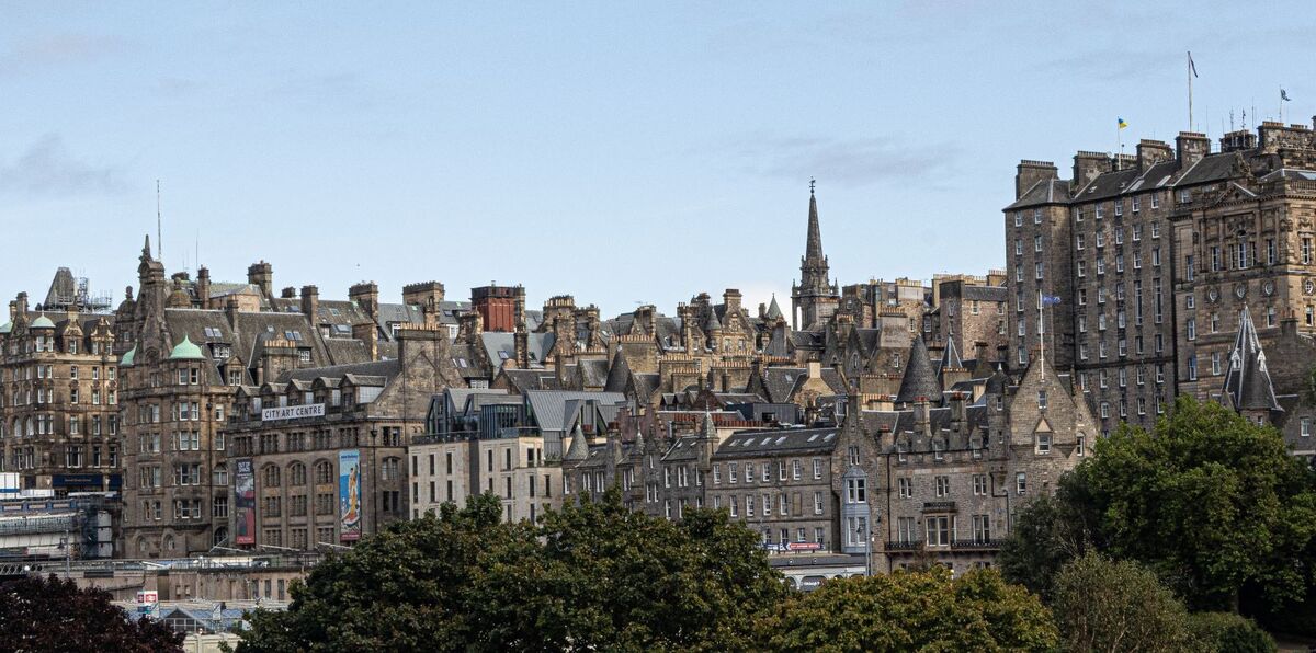 Edinburgh, City Built on a Hill - Katharine Showell